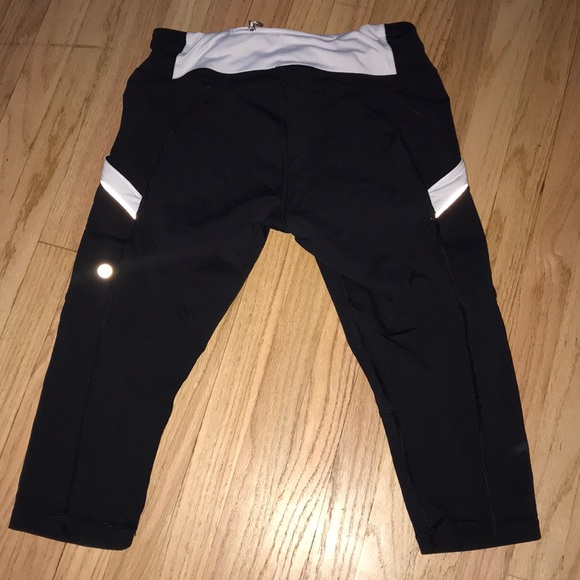 Lulu lemon cropped pants - Picture 2 of 3